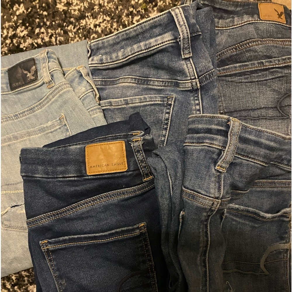 American Eagle jeans, skinny size 6. Five pair.
